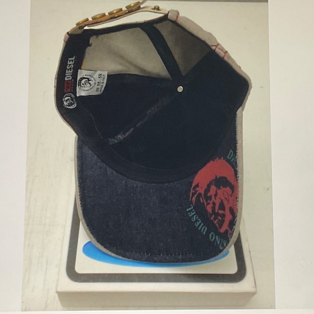 Diesel Cap - Picture 5 of 8
